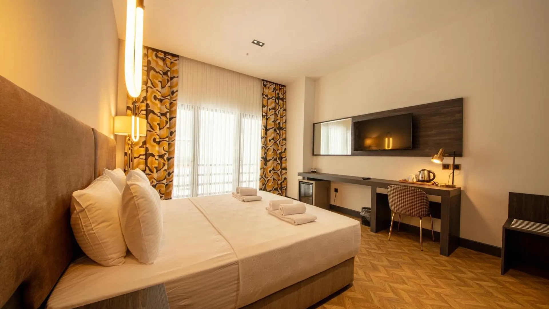 V Center Hotel Trabzon 4*,
