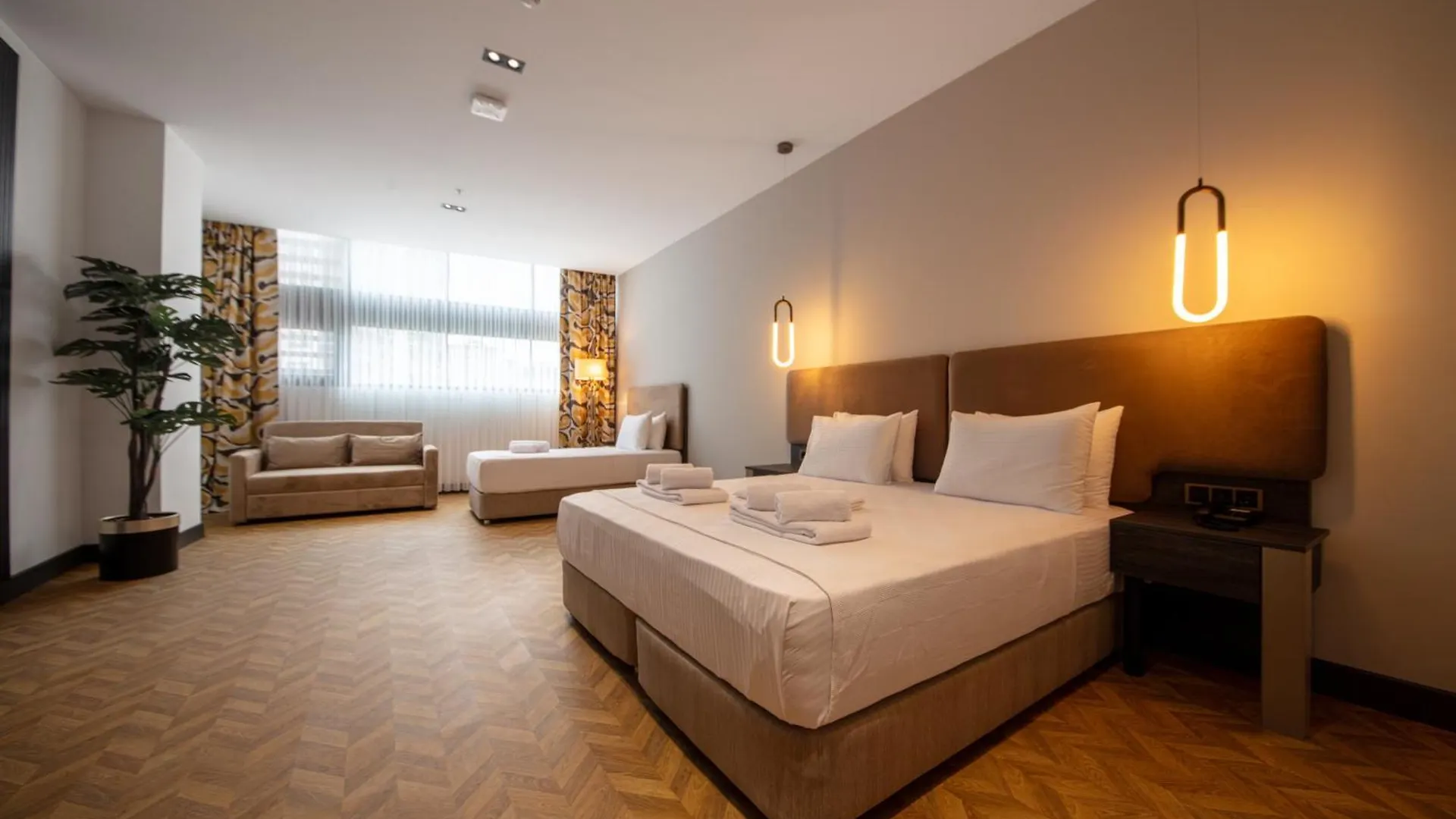 V Center Hotel Trabzon 4*,