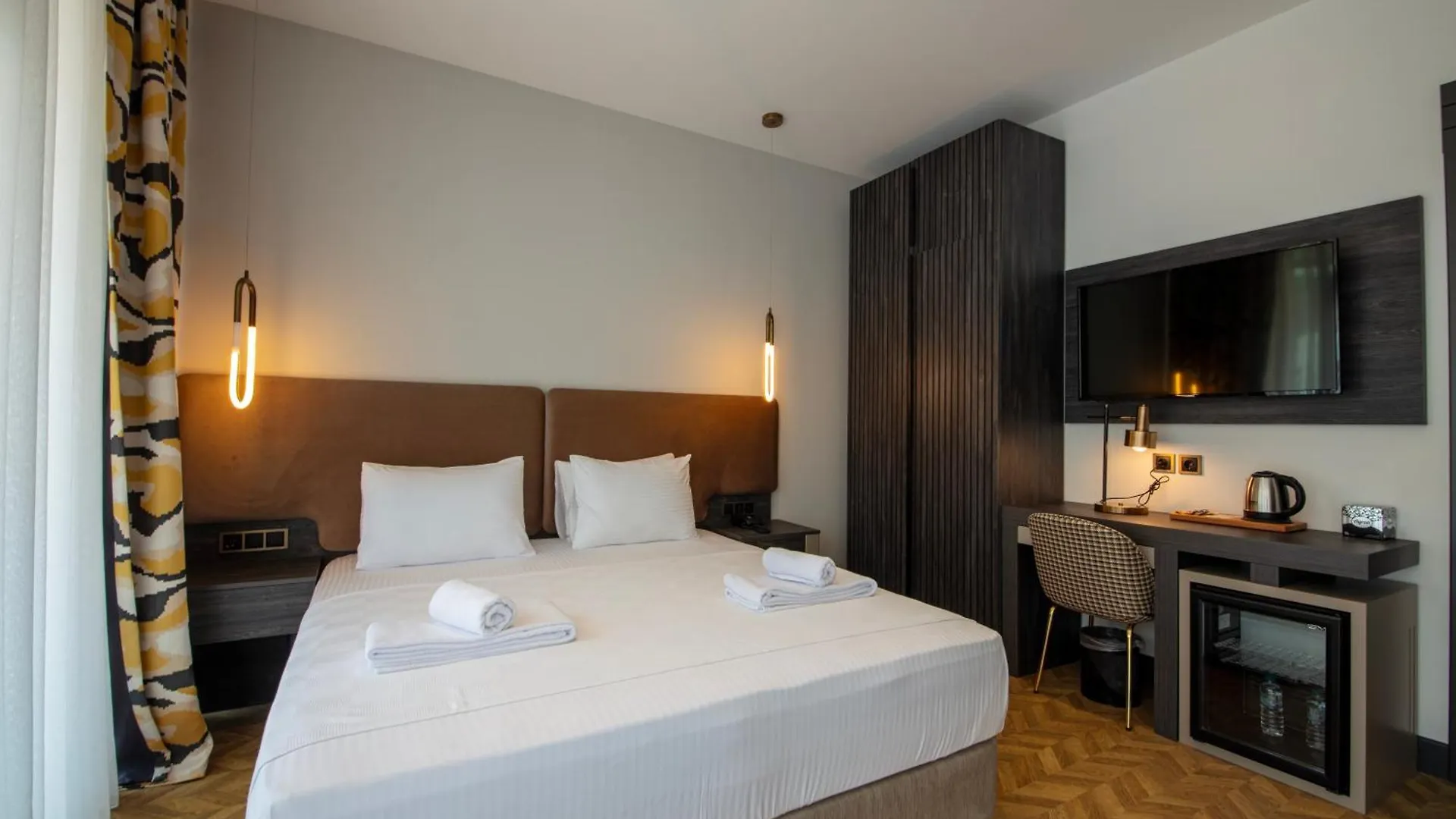 V Center Hotel Trabzon 4*,