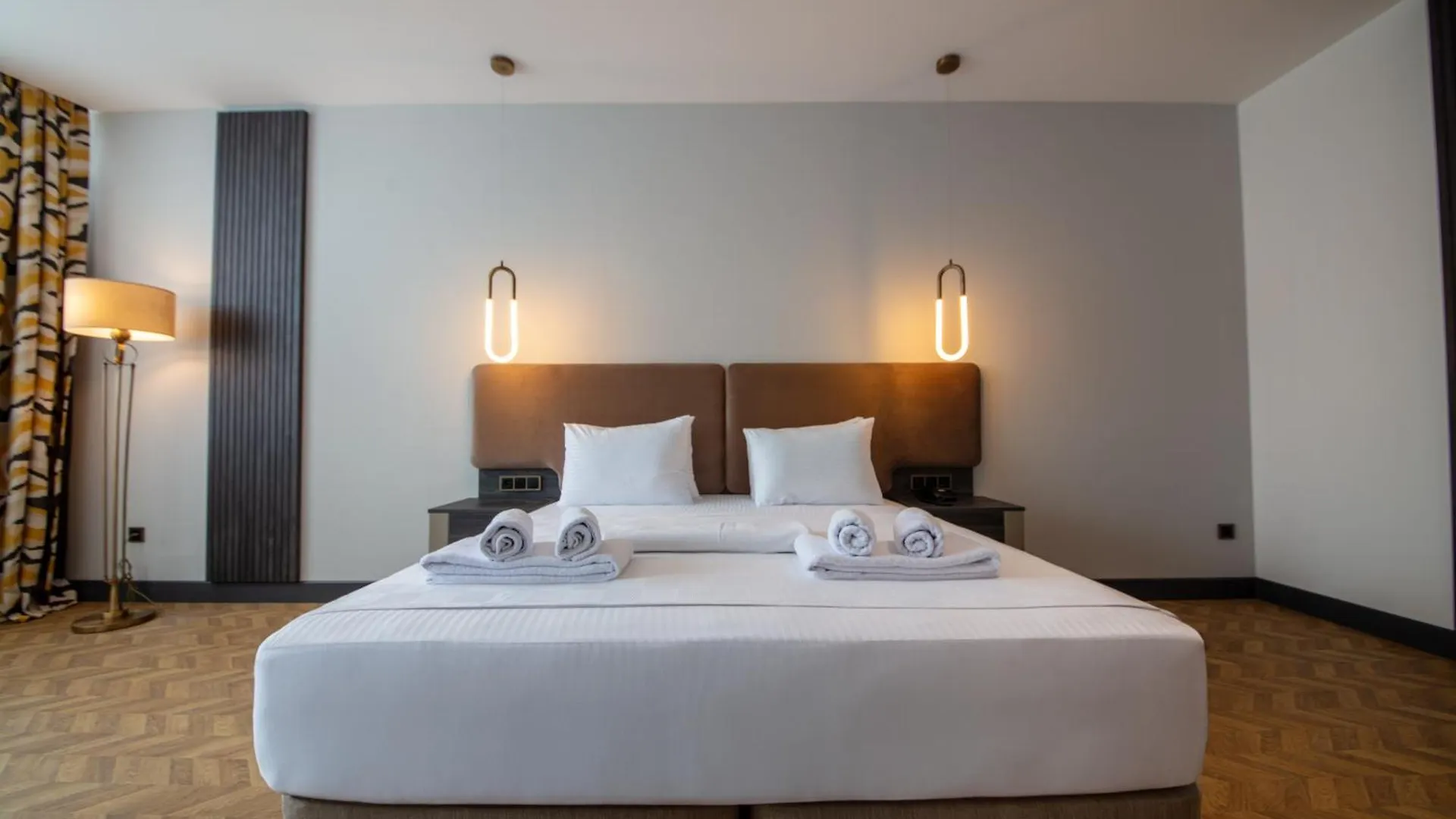 V Center Hotel Trabzon 4*,