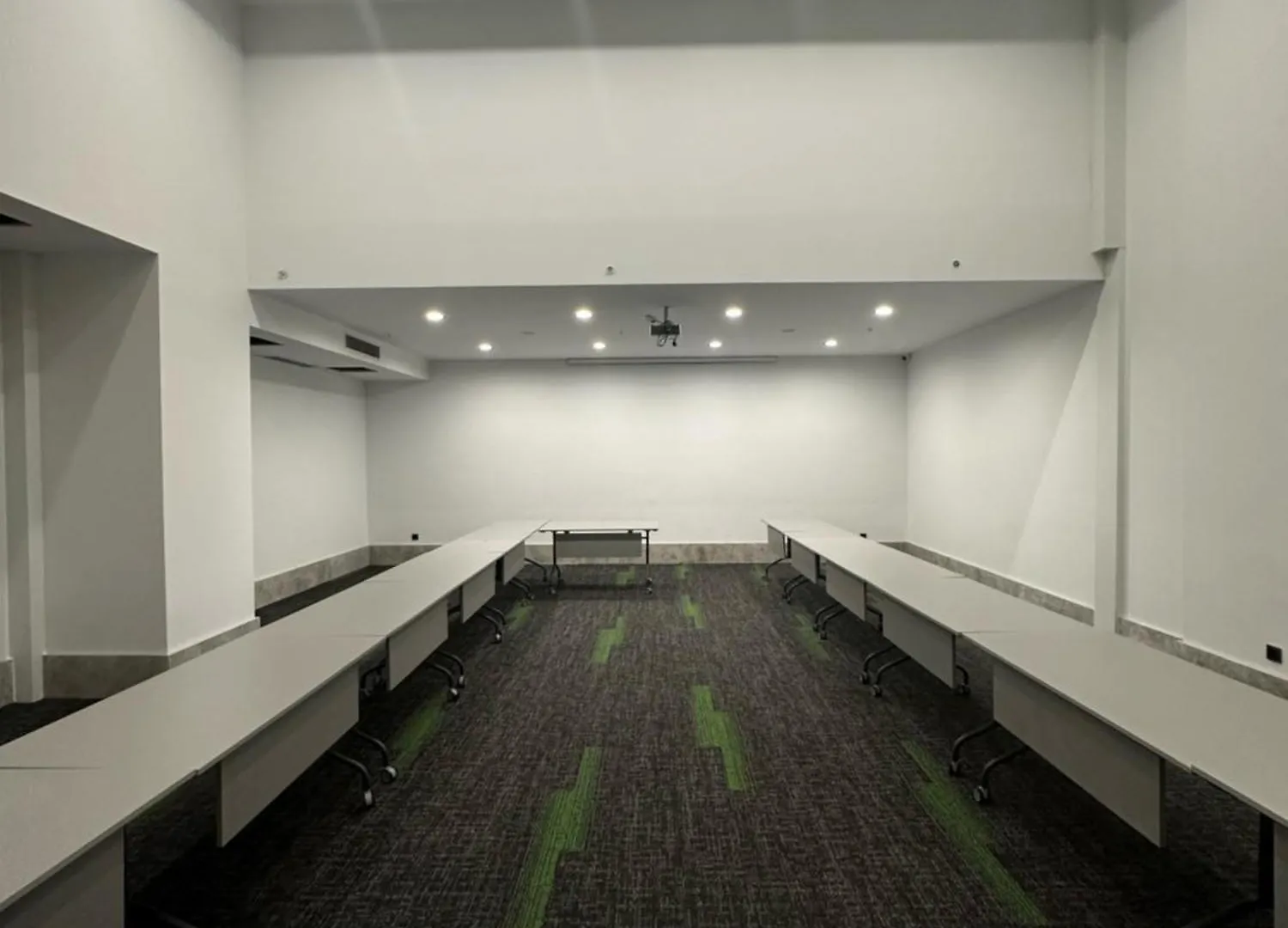 V Center Hotel Трабзон