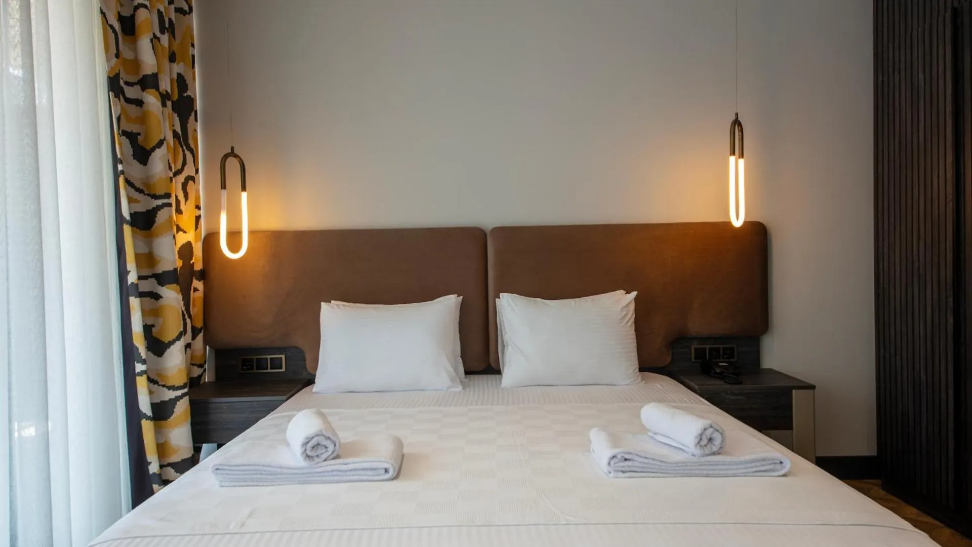 V Center Hotel Трабзон