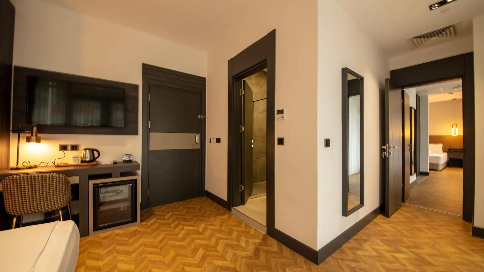 V Center Hotel Трабзон