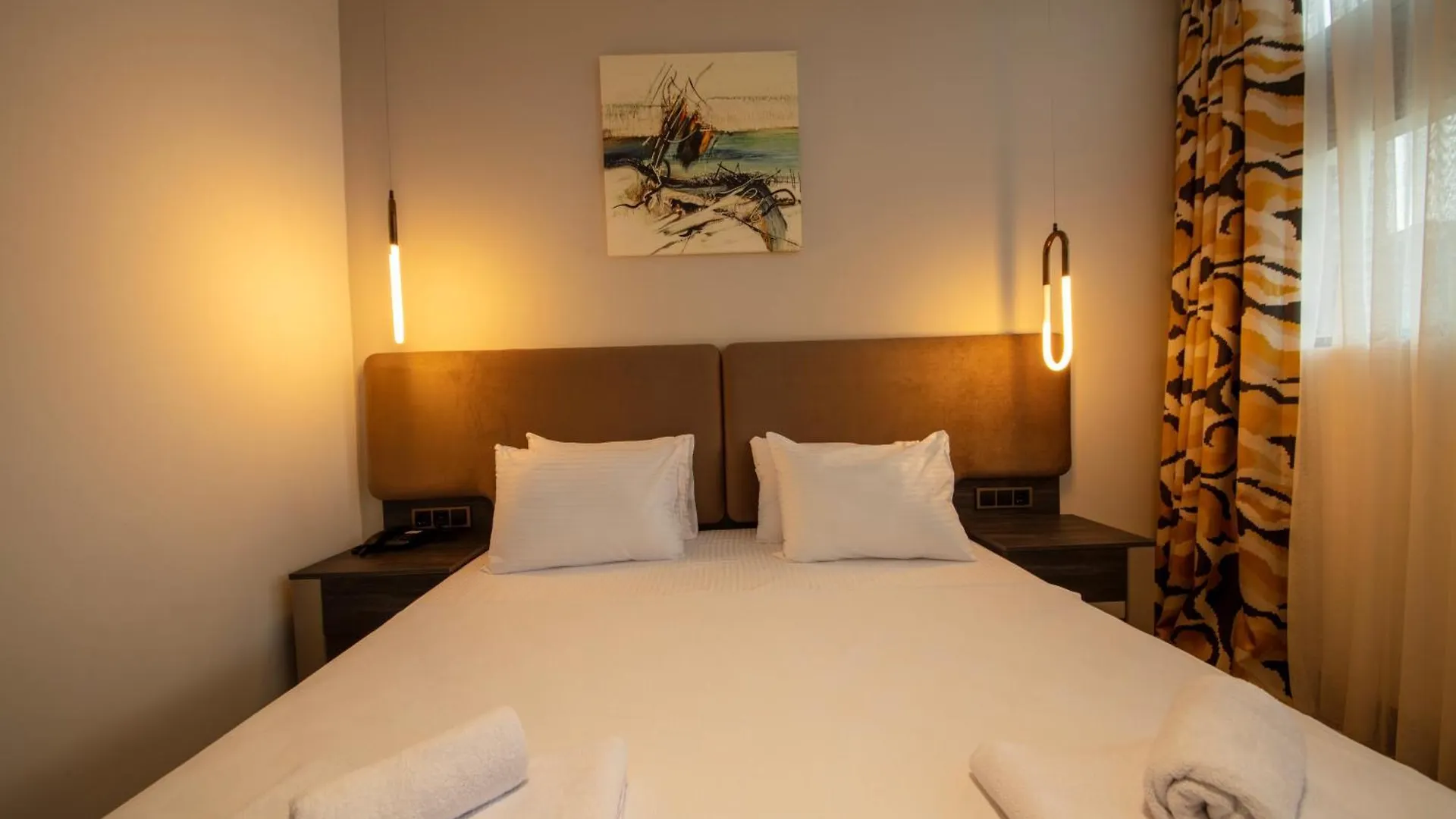 V Center Hotel Трабзон